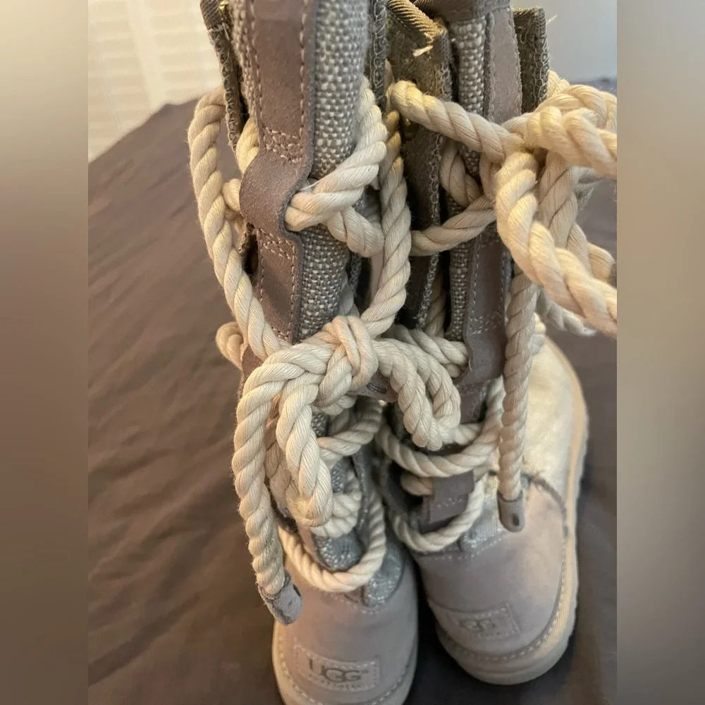 UGG Lace up boots - Picture 2 of 6